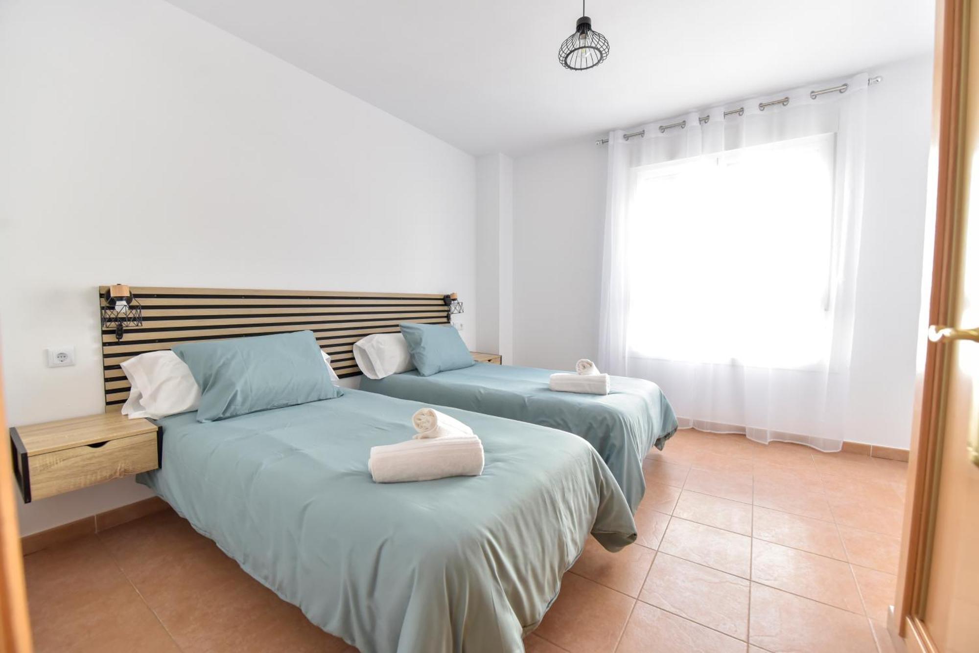 New Premium Apartment - Free Parking & Pools La Algaba Екстериор снимка
