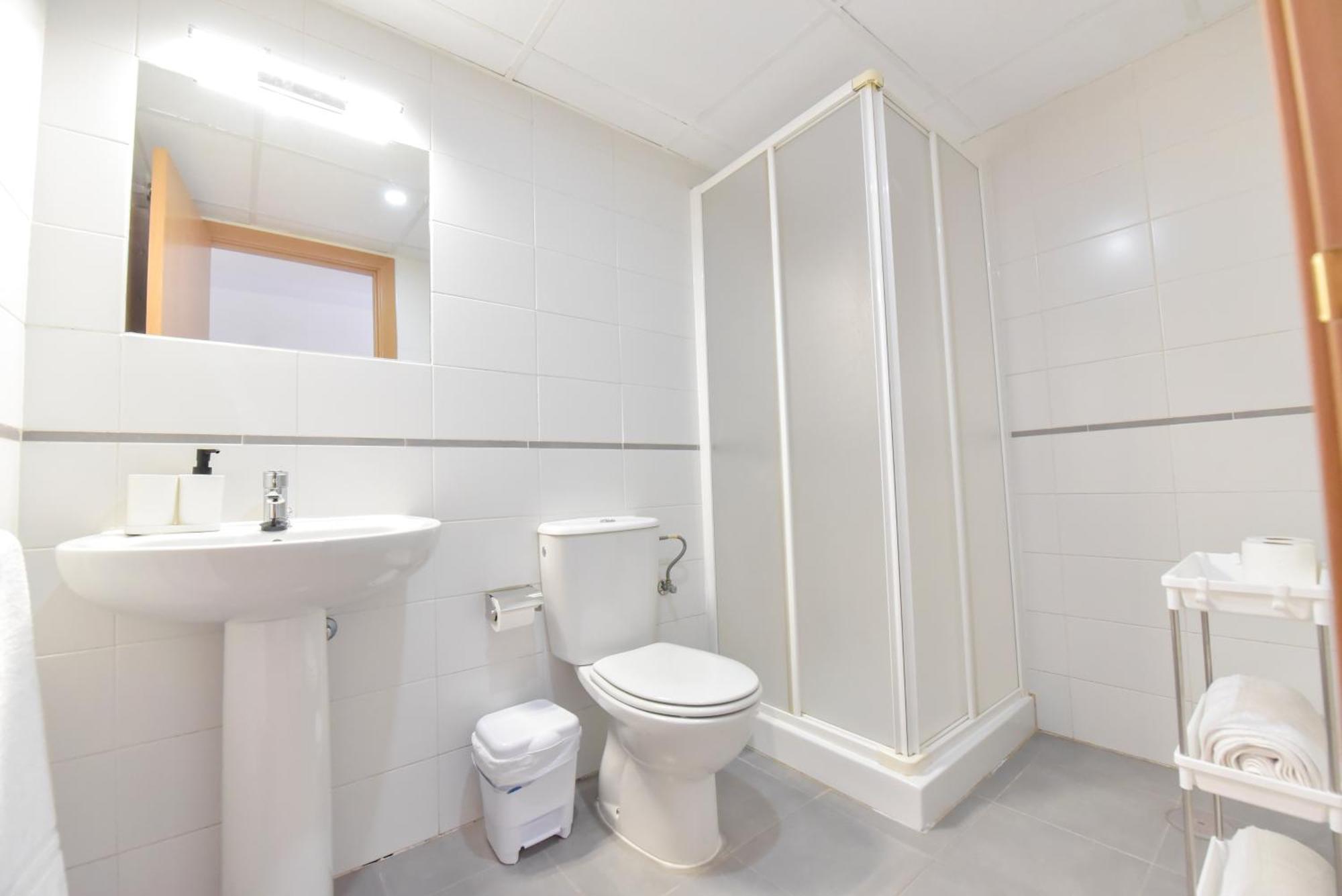 New Premium Apartment - Free Parking & Pools La Algaba Екстериор снимка