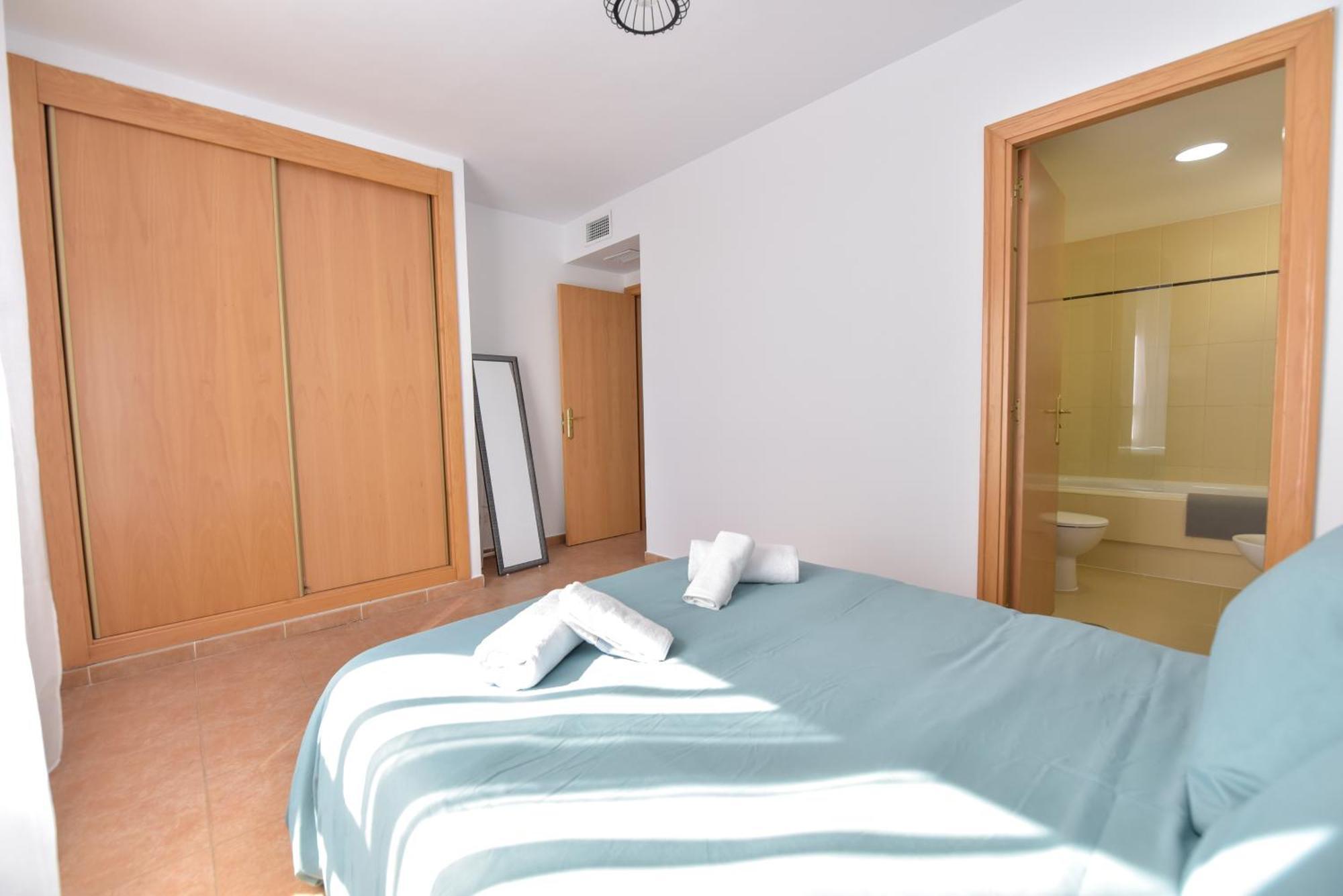 New Premium Apartment - Free Parking & Pools La Algaba Екстериор снимка