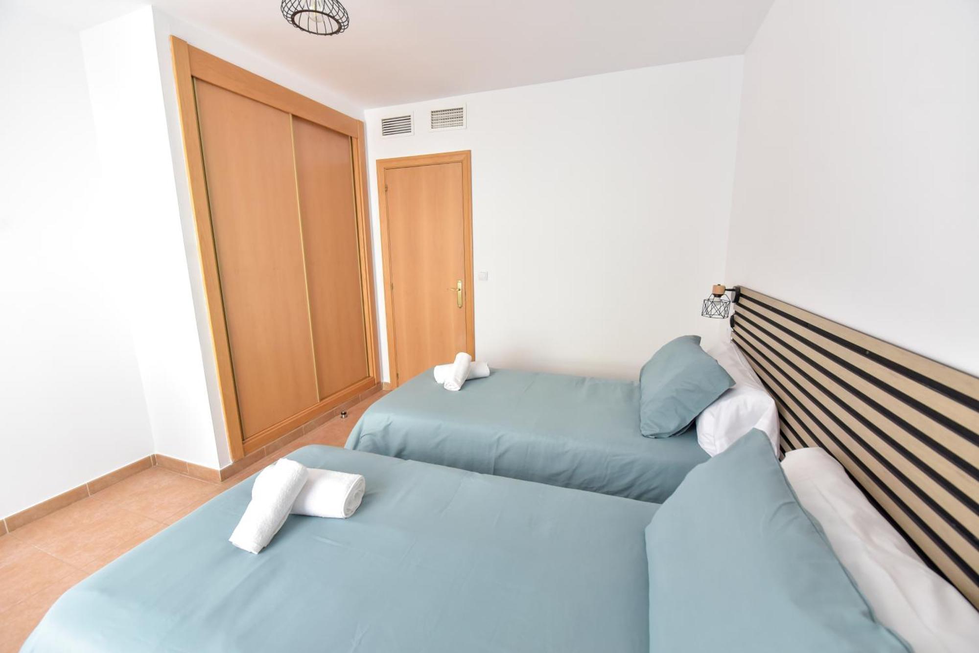 New Premium Apartment - Free Parking & Pools La Algaba Екстериор снимка