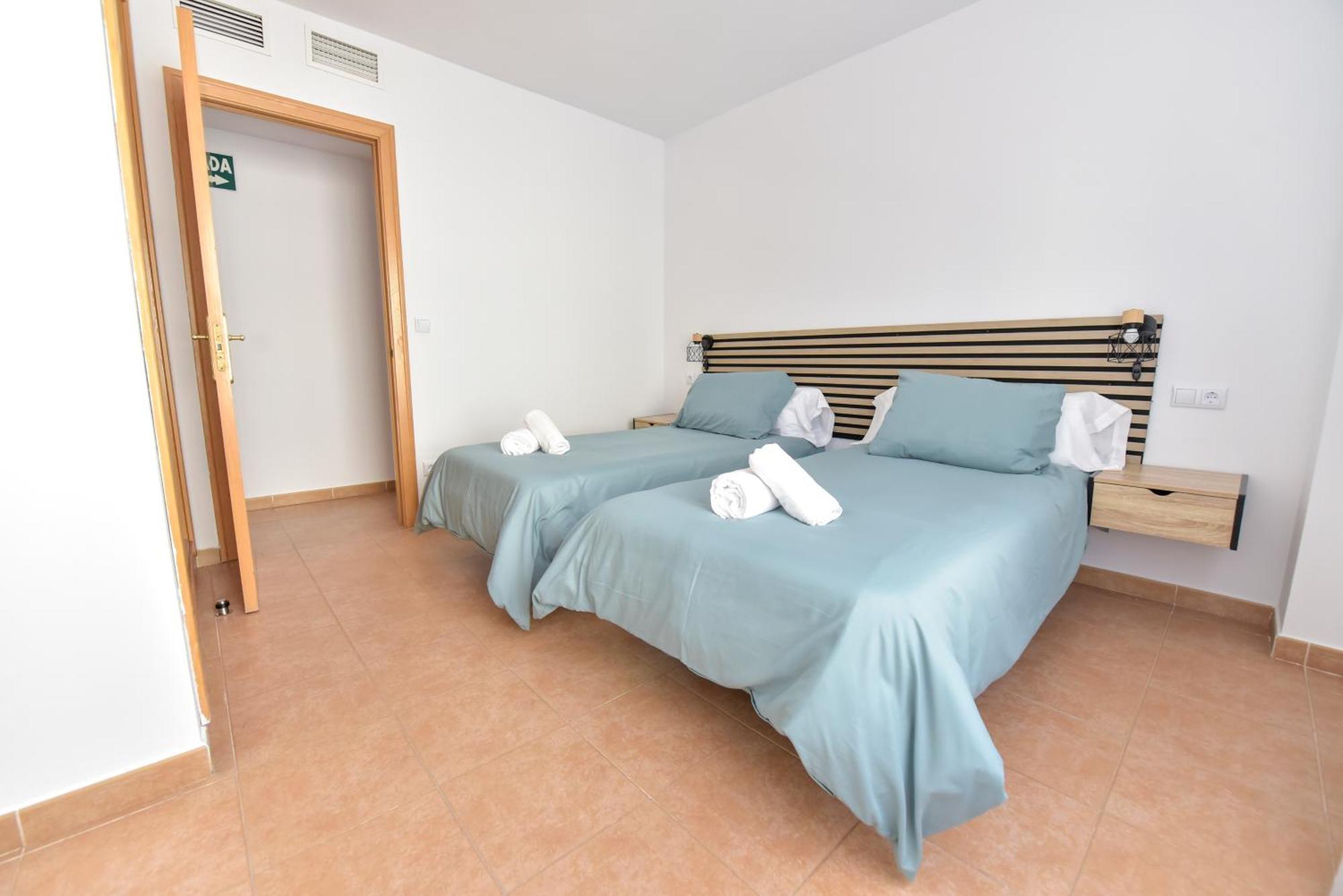 New Premium Apartment - Free Parking & Pools La Algaba Екстериор снимка