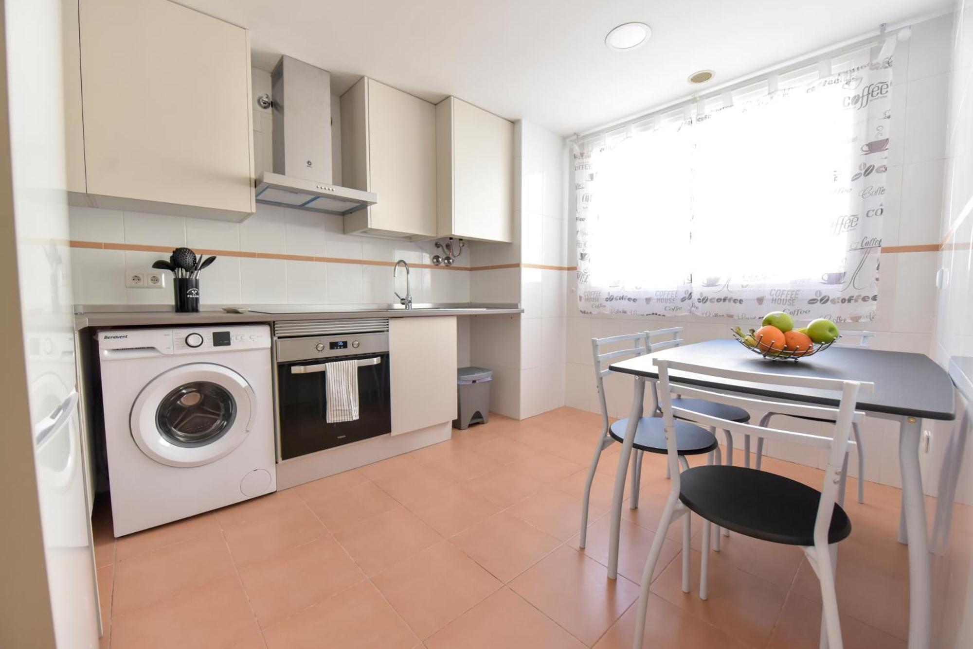 New Premium Apartment - Free Parking & Pools La Algaba Екстериор снимка