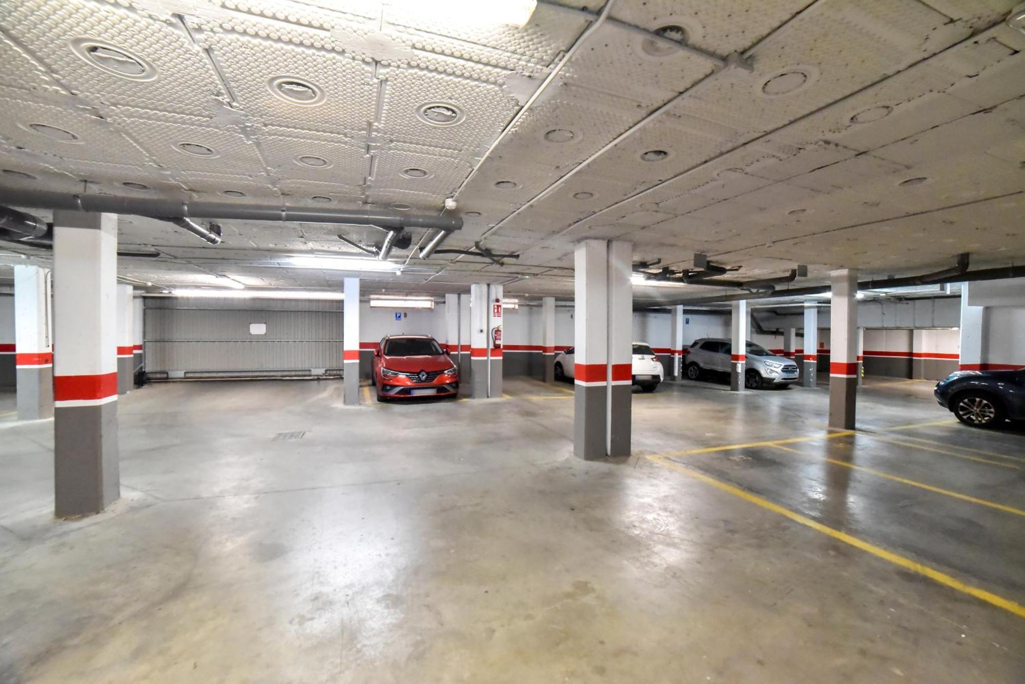 New Premium Apartment - Free Parking & Pools La Algaba Екстериор снимка