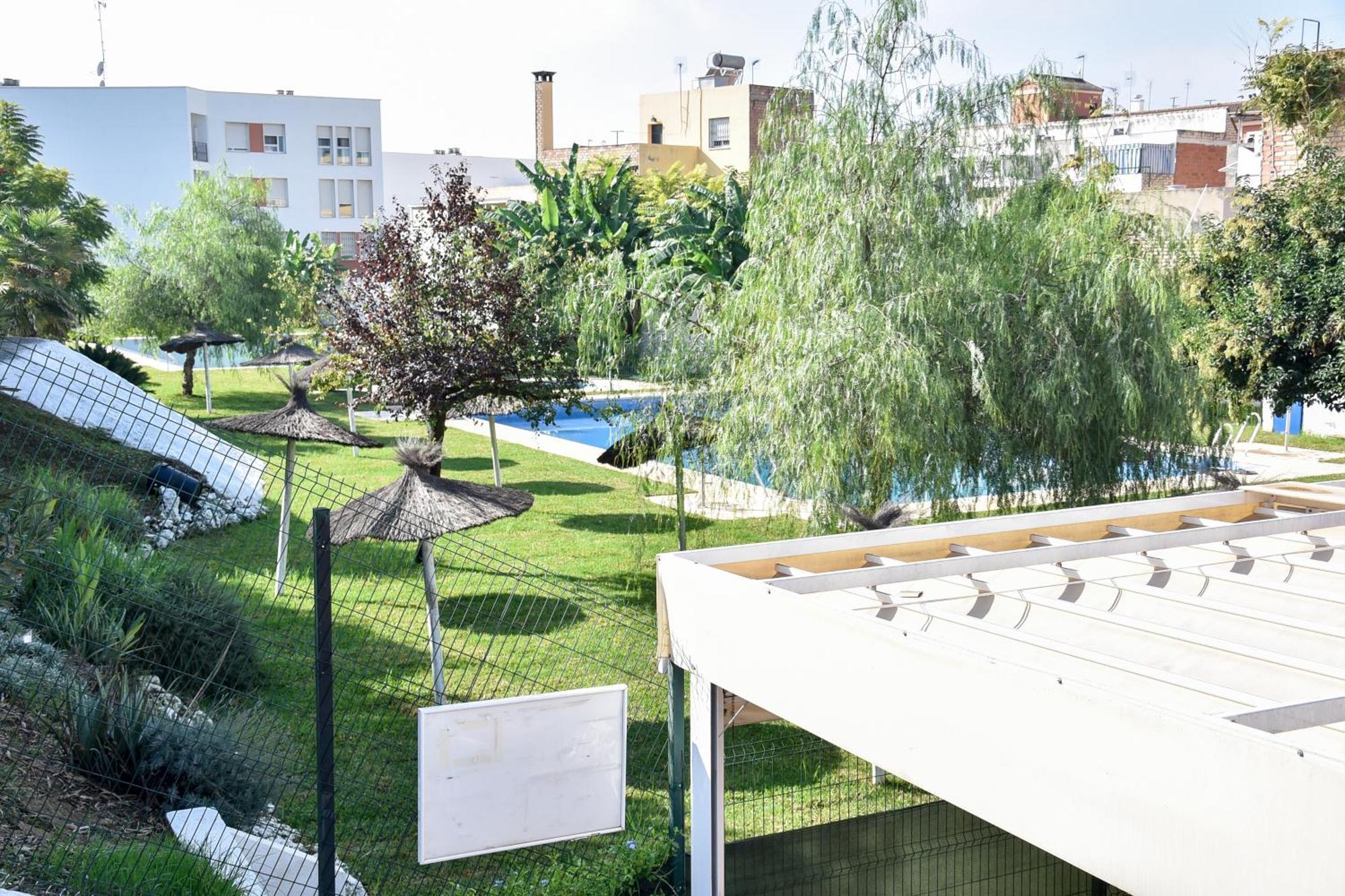 New Premium Apartment - Free Parking & Pools La Algaba Екстериор снимка